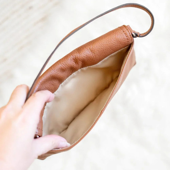 COACH F51821 PARK SADDLE BROWN PEBBLED LEATHER MINI BAG WRISTLET WALLET CLUTCH - Picture 4 of 14